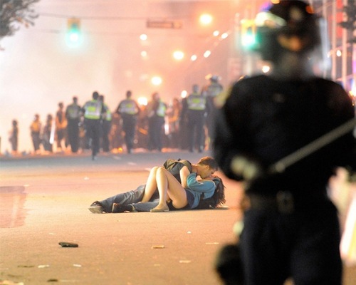 riotcanada 20 Epic Photos Which Tell Powerful Stories